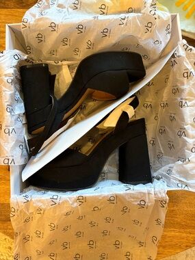 DV by Dolce Vita Black Platform Block Heel Sandals with Ankle Strap